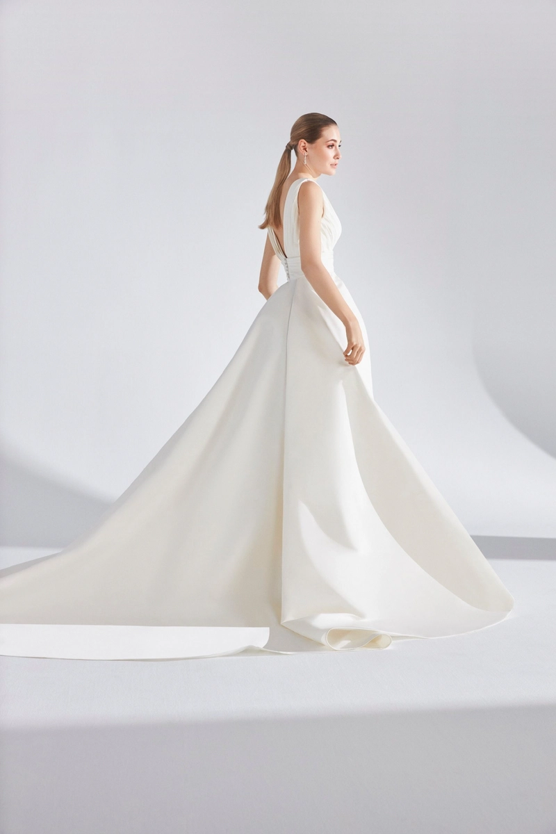 Abiti Sposa Herve Moreau Couture 2025 Chloe 2