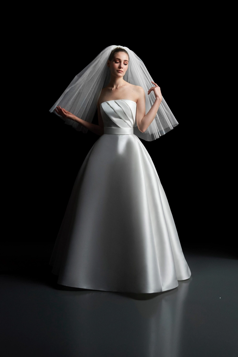 Abiti Sposa Herve Moreau Couture 2025 Colette 2