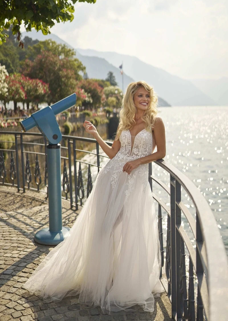 Abiti Sposa Modeca 2025 Manu