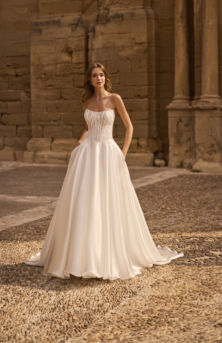 Abiti Sposa Veni Infantino 2025 63005 2