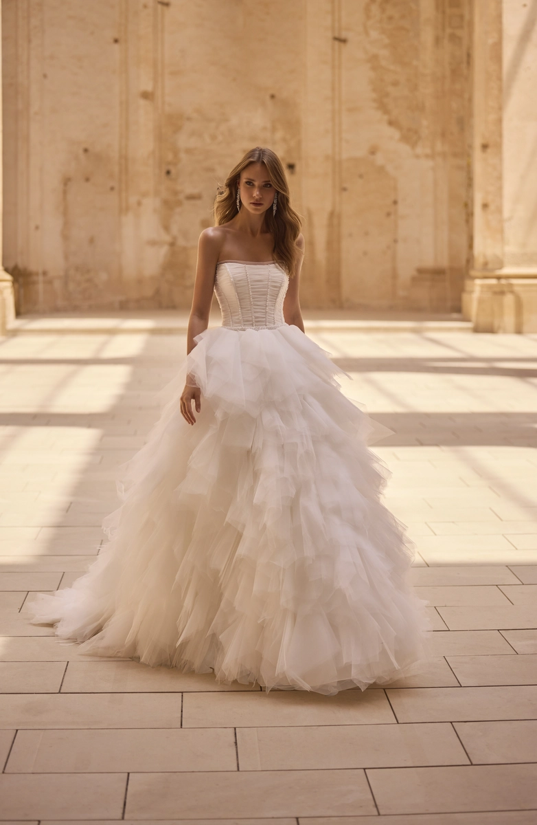 Abiti Sposa Veni Infantino 2025 63071 3