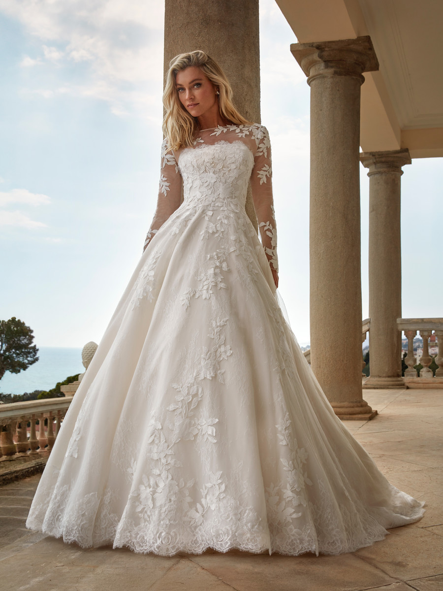 Abiti Sposa Pronovias Barcelona 2026 Evies 2