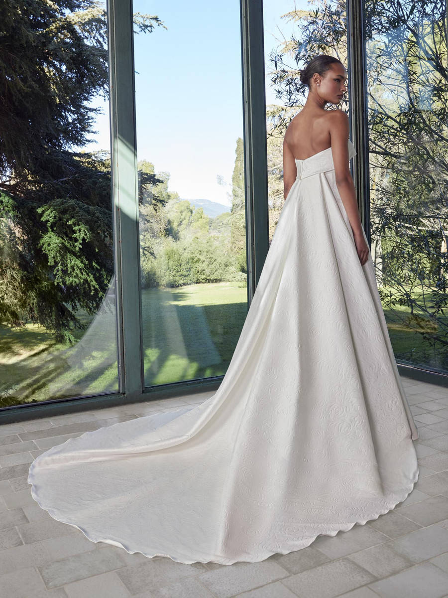 Abiti Sposa Pronovias Barcelona 2026 Skies 2