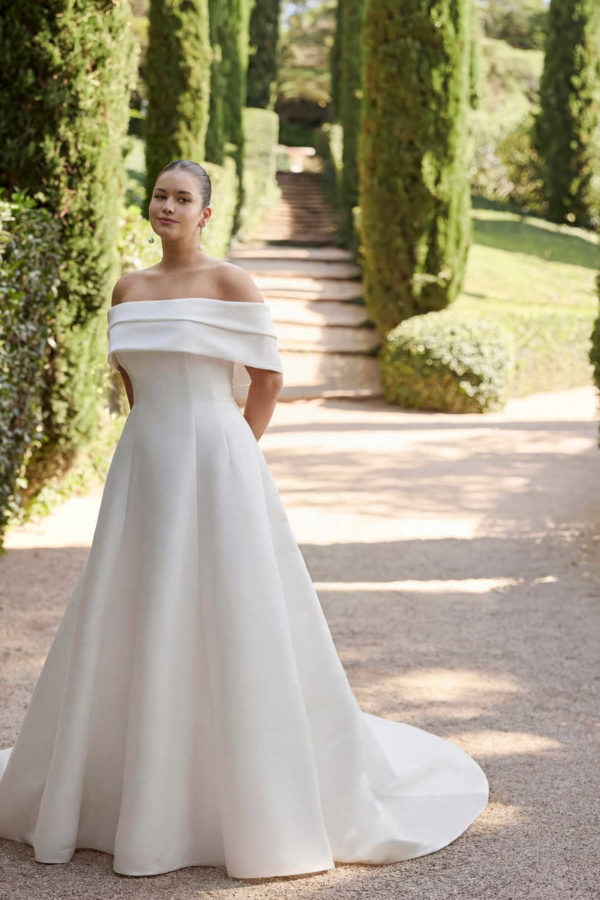Abiti Sposa Martha Blanc by Rosa Clara  2027 Kiara