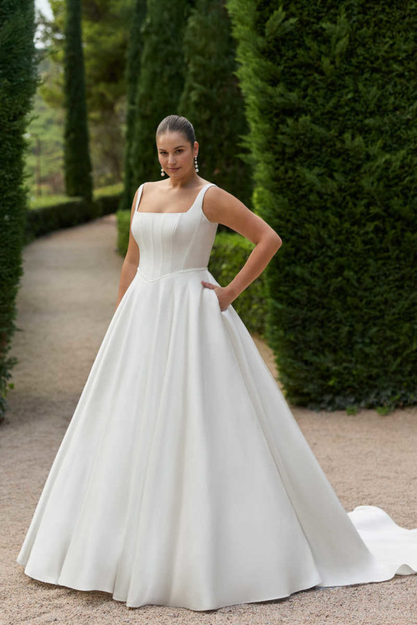 Abiti Sposa Martha Blanc by Rosa Clara  2027 Kilian