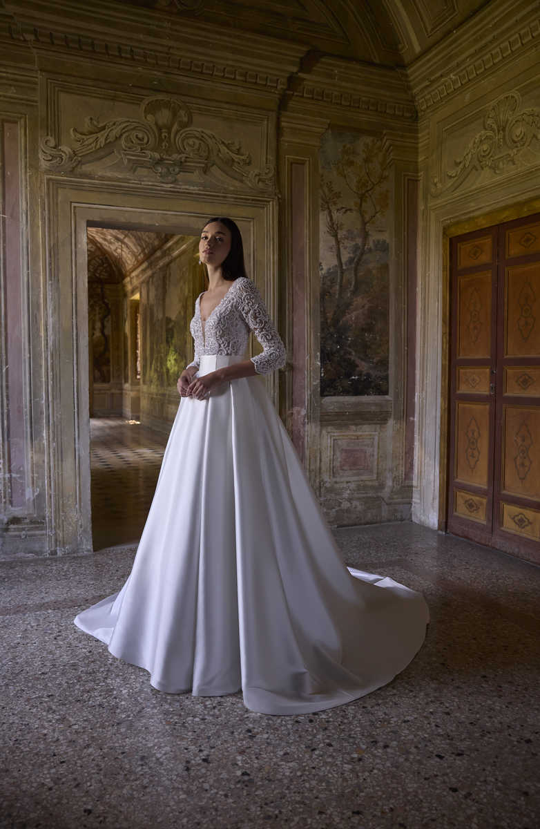 Abiti Sposa Veni Infantino 2027 63215 2